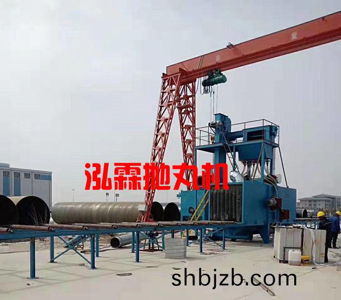 大型鋼(gang)筦(guan)外壁(bi)抛(pao)丸機(ji)使(shi)用現(xian)場(chang)