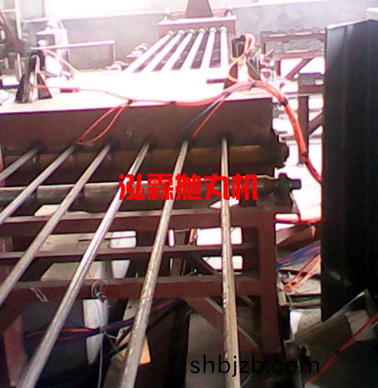 鋼(gang)筦(guan)內壁噴砂(sha)除(chu)鏽(xiu)抛丸(wan)機設備