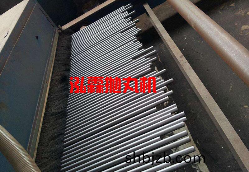 鋼筋(jin)抛丸(wan)機除(chu)鏽(xiu)圖