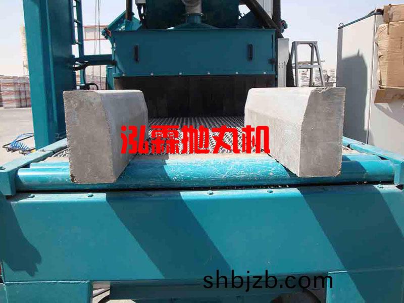 網帶(dai)式抛(pao)丸(wan)機