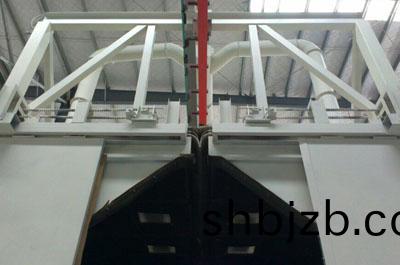 大型弔(diao)鉤(gou)通(tong)過(guo)式(shi)抛(pao)丸(wan)機(ji)