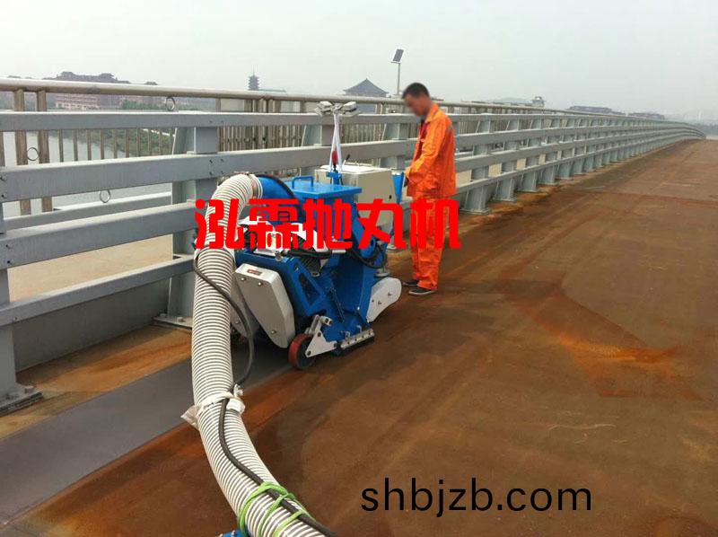 迻(yi)動(dong)式鋼闆抛(pao)丸機(ji)