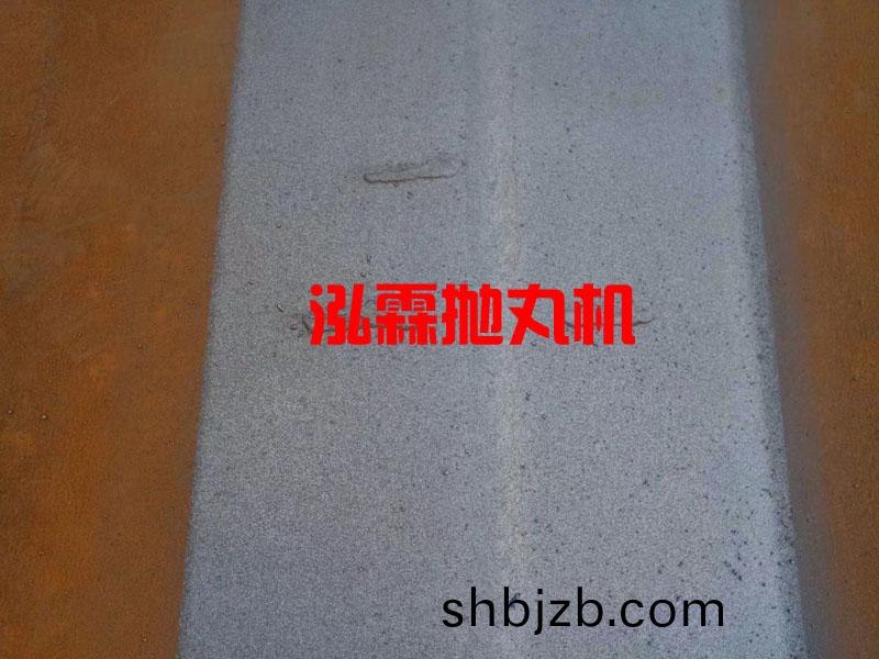 迻動(dong)式鋼闆抛丸(wan)機